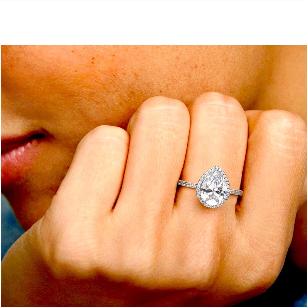 Pandora pear shaped ring